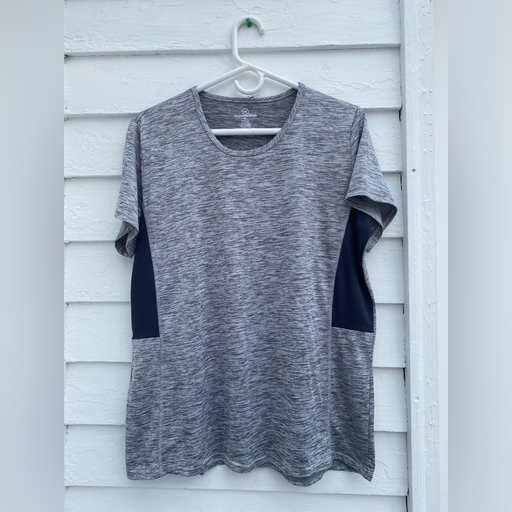 Real Essentials XL Heather Gray and Black Men's DriFit Workout Tee